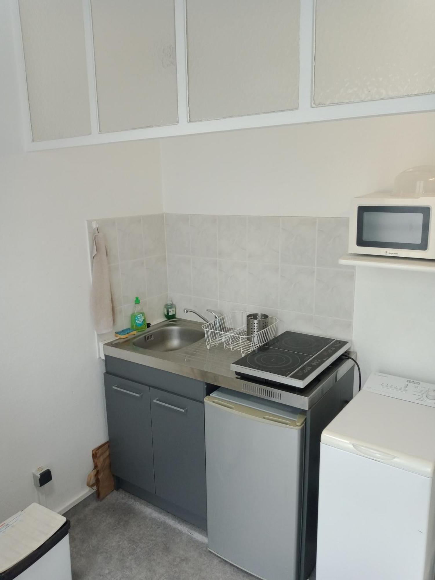 Appartement Perret 105 Rue Victor Hugo, Lumineux, Plein Centre, Parking Prive Arrivee Autonome Tout A Pied Le Havre Exterior foto